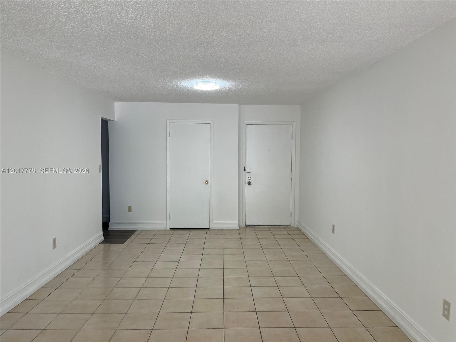 9190 Fontainebleau Blvd # 202, Miami FL 33172 — 4