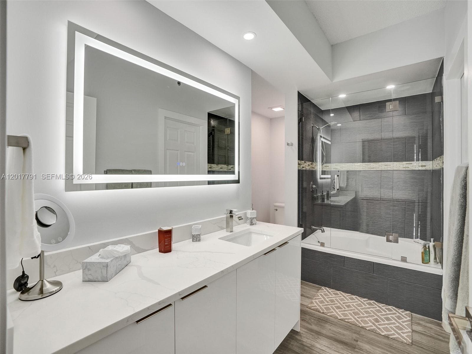 3245 NE 184th St # 13305, Aventura FL 33160 — 5