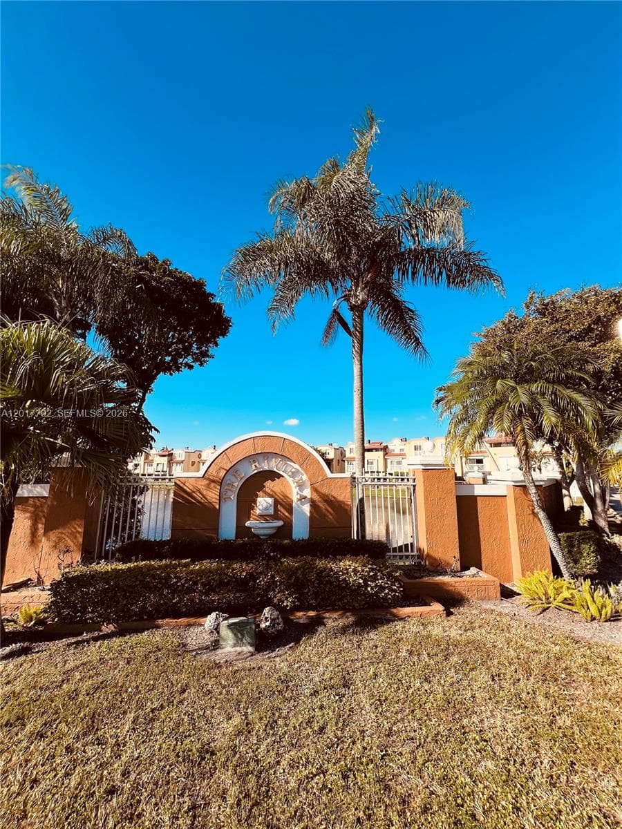 380 NW 85th Pl # 1406, Miami FL 33126 — 1