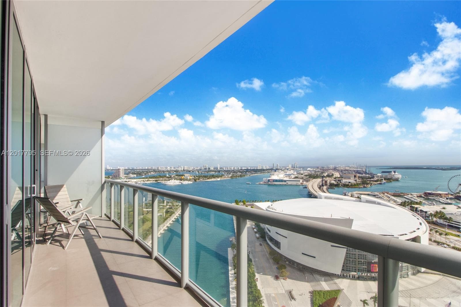 888 Biscayne Blvd # 2705, Miami FL 33132 — 1