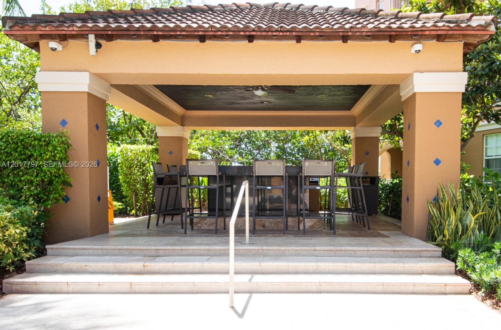 19601 E Country Club Dr # 7108, Aventura FL 33180 — 35