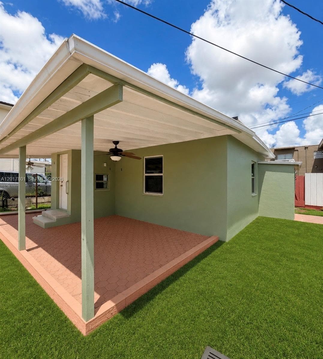 155 W 26th St, Hialeah FL 33010 — 3