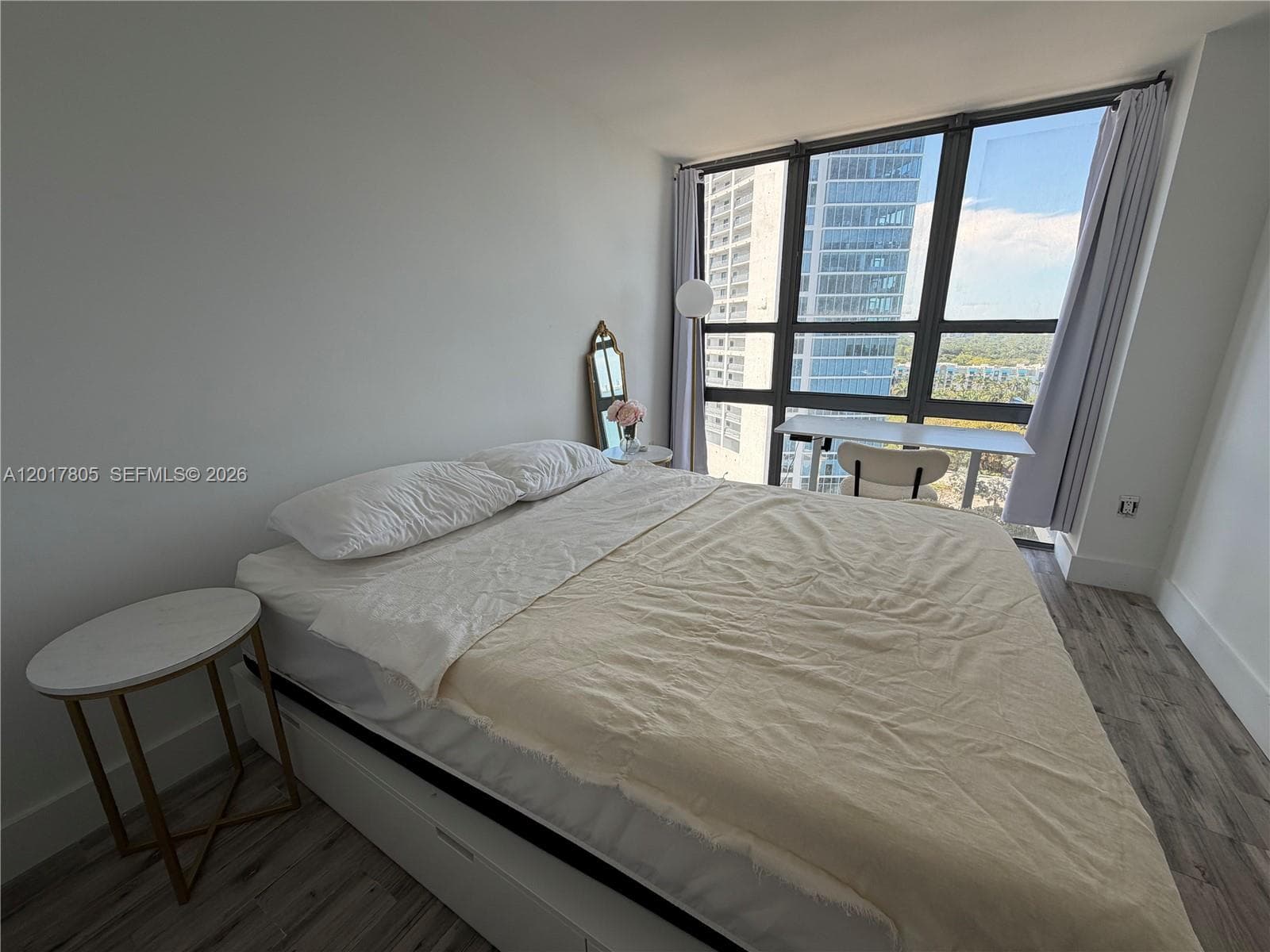 600 NE 36th St # 1610, Miami FL 33137 — 16