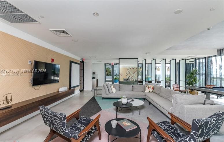 121 NE 34th St # 1204, Miami FL 33137 — 18