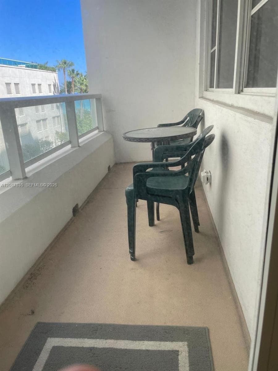 5005 Collins Ave # 424, Miami Beach FL 33140 — 17
