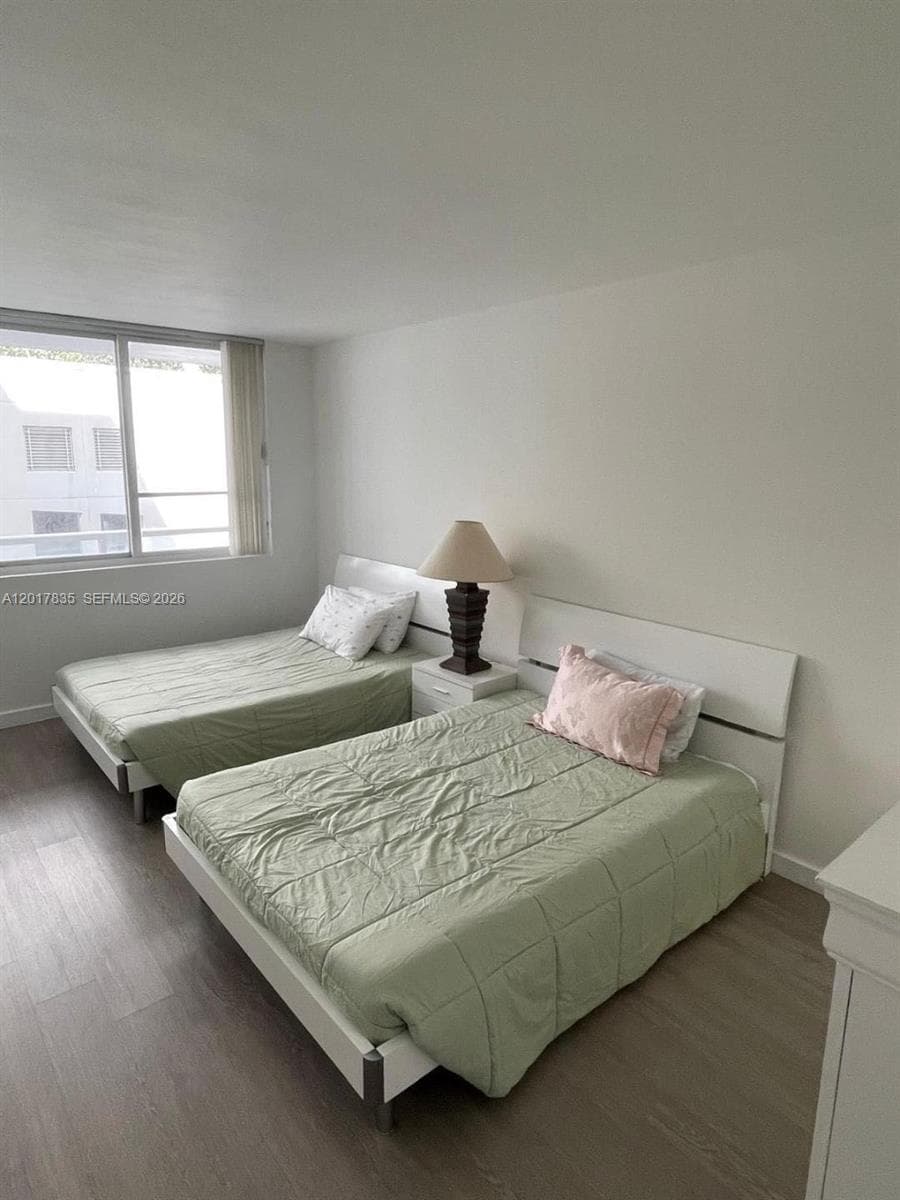 5005 Collins Ave # 424, Miami Beach FL 33140 — 11