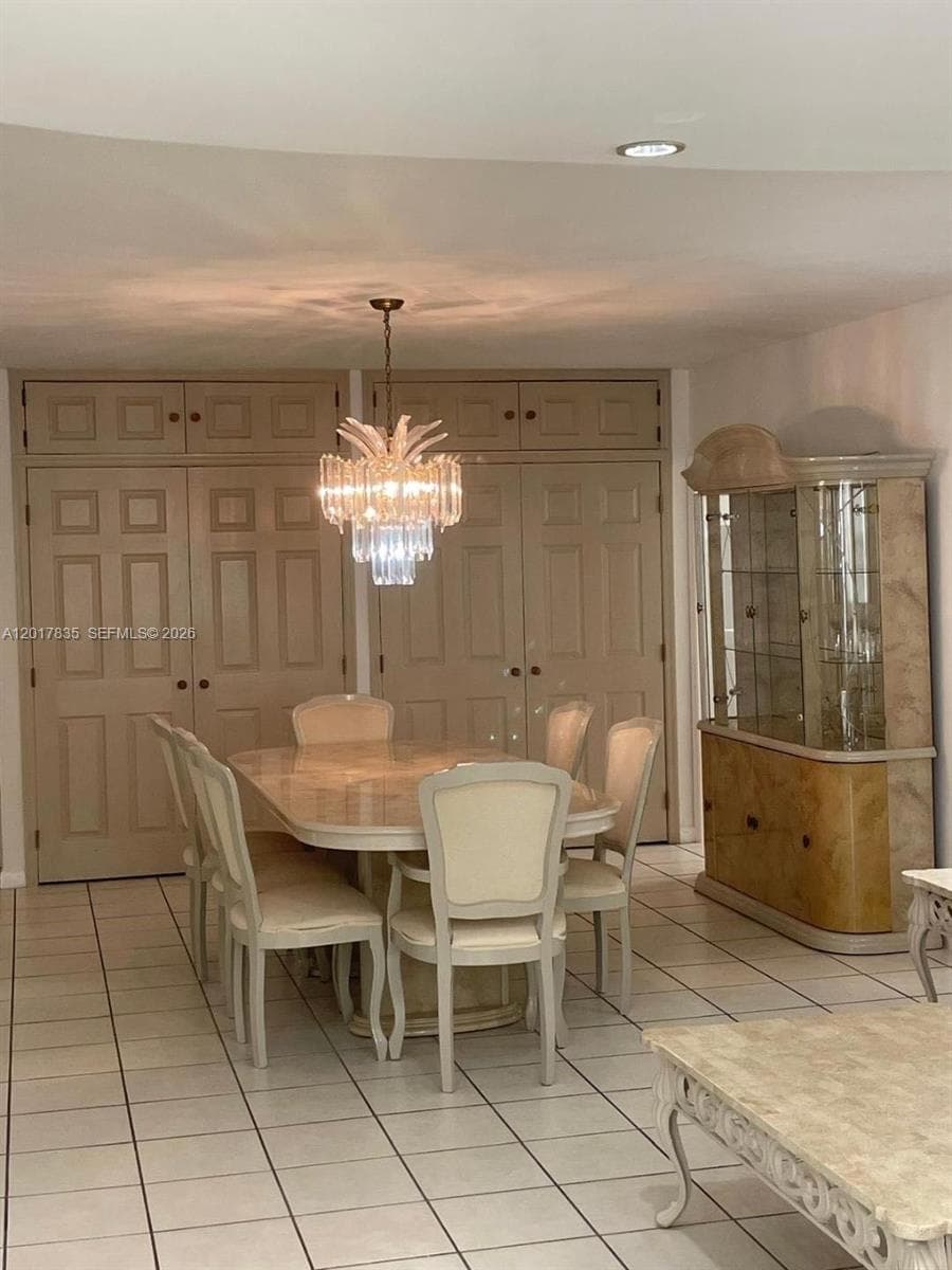 5005 Collins Ave # 424, Miami Beach FL 33140 — 8