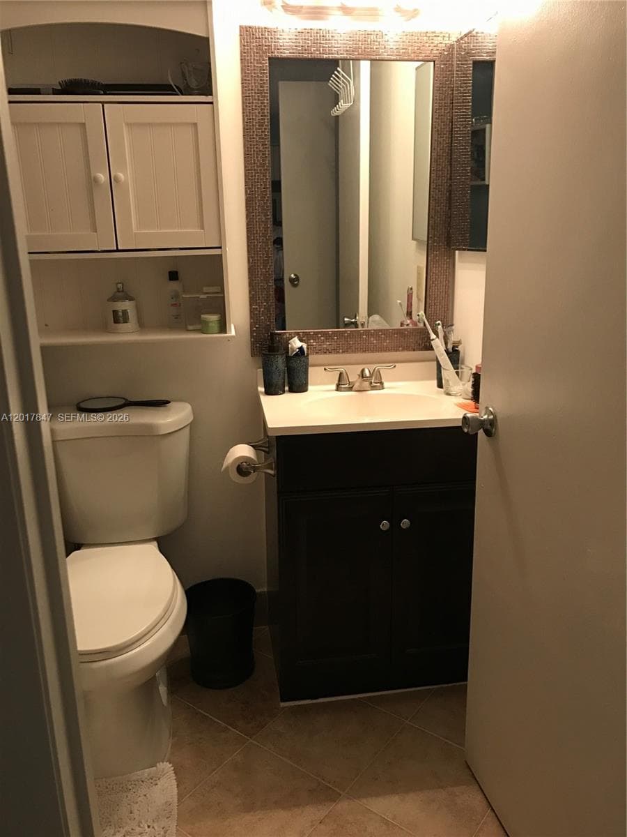 7235 NW 179th St # 101, Hialeah FL 33015 — 16