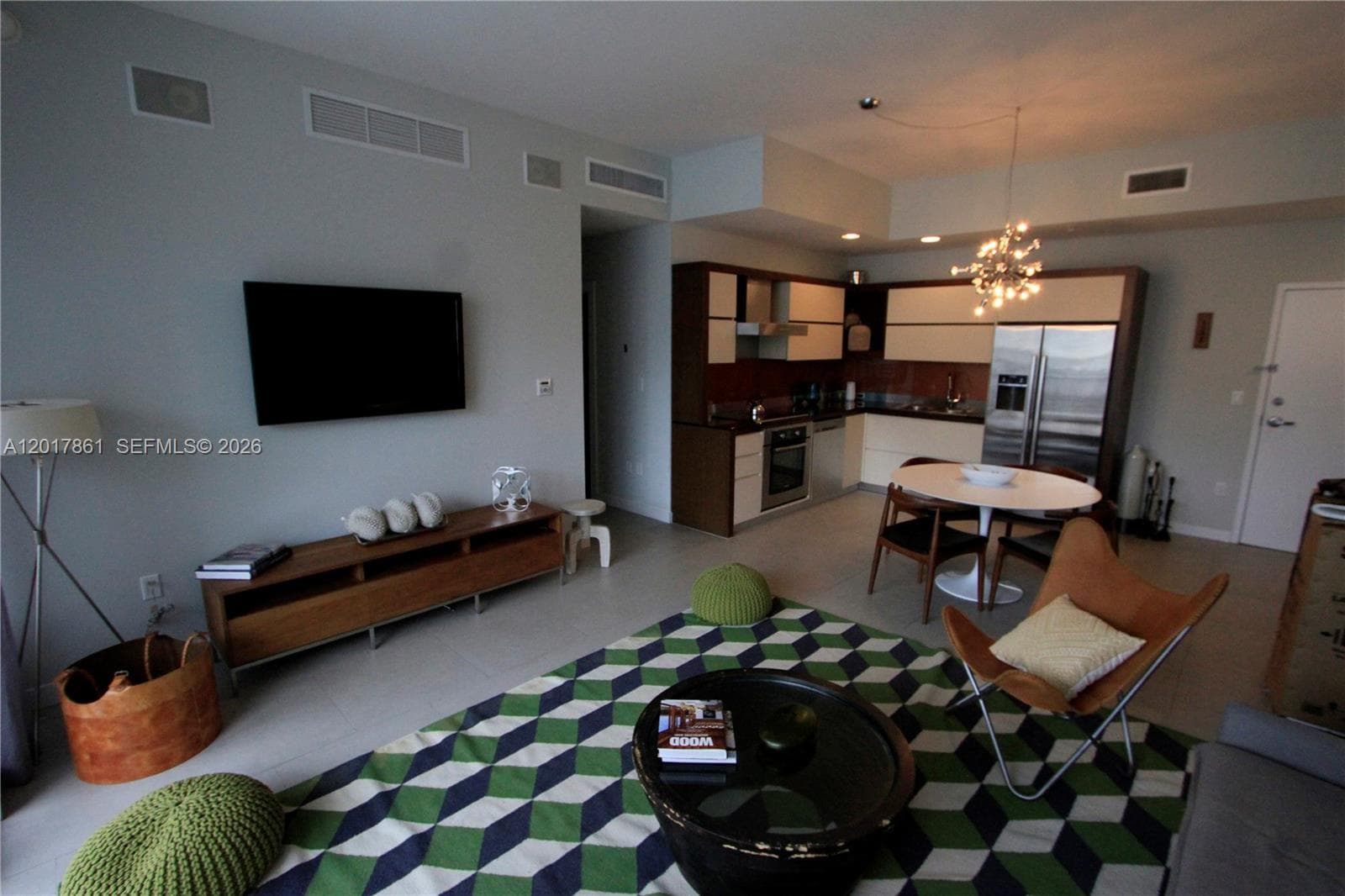 2100 Park Ave # 202, Miami Beach FL 33139 — 3