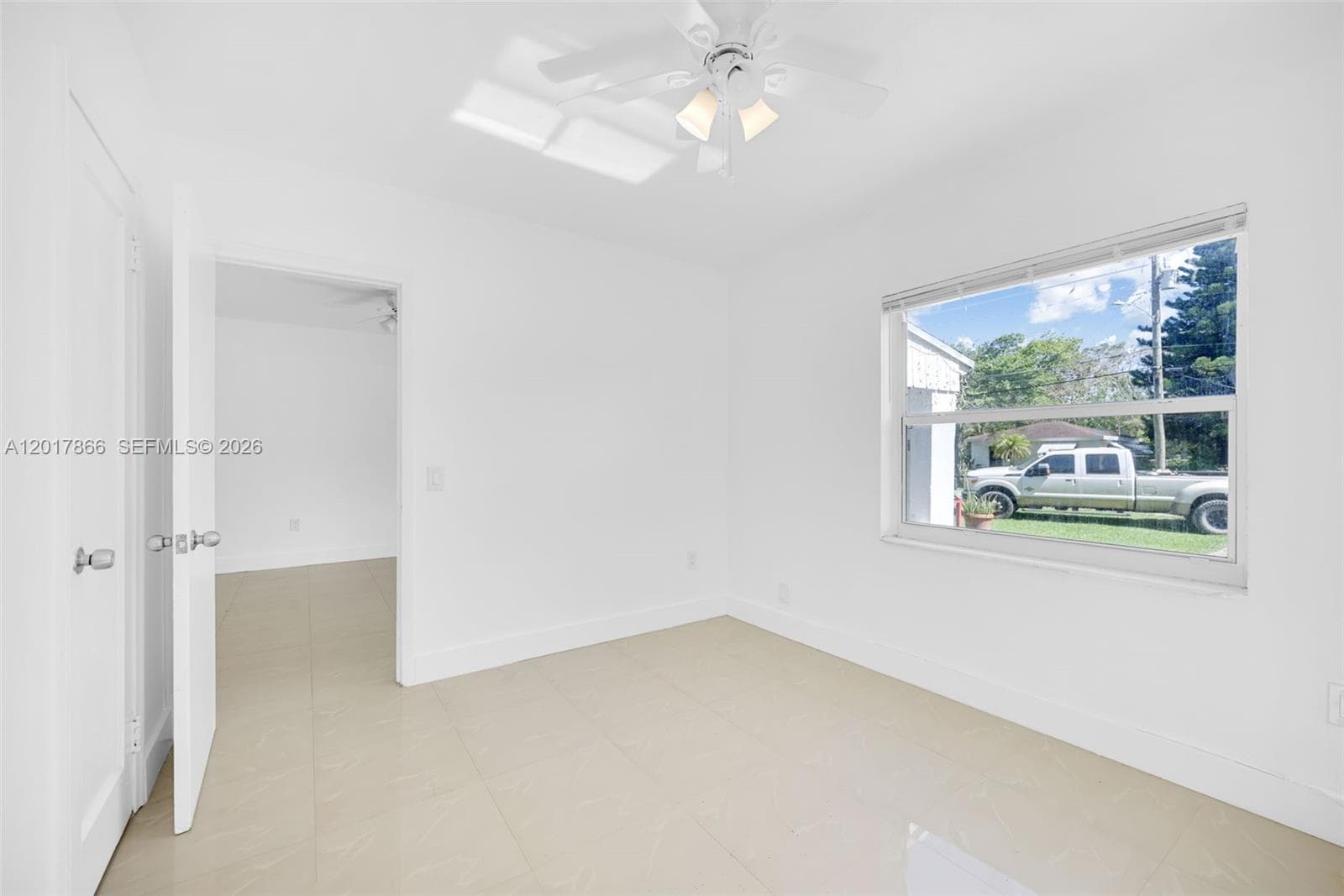 555 NW 90th St, El Portal FL 33150 — 4