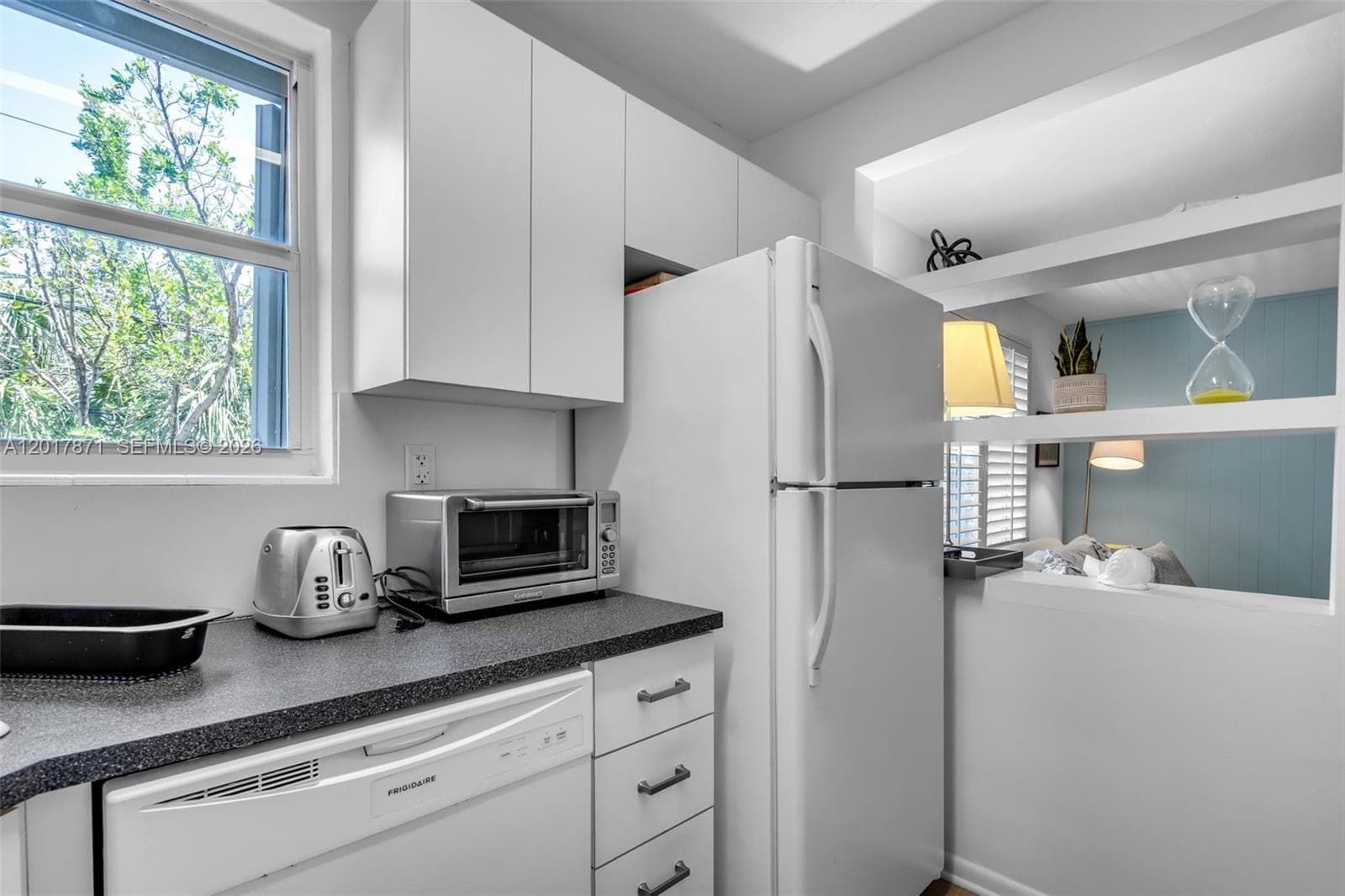 255 Sunrise Dr # 207, Key Biscayne FL 33149 — 10