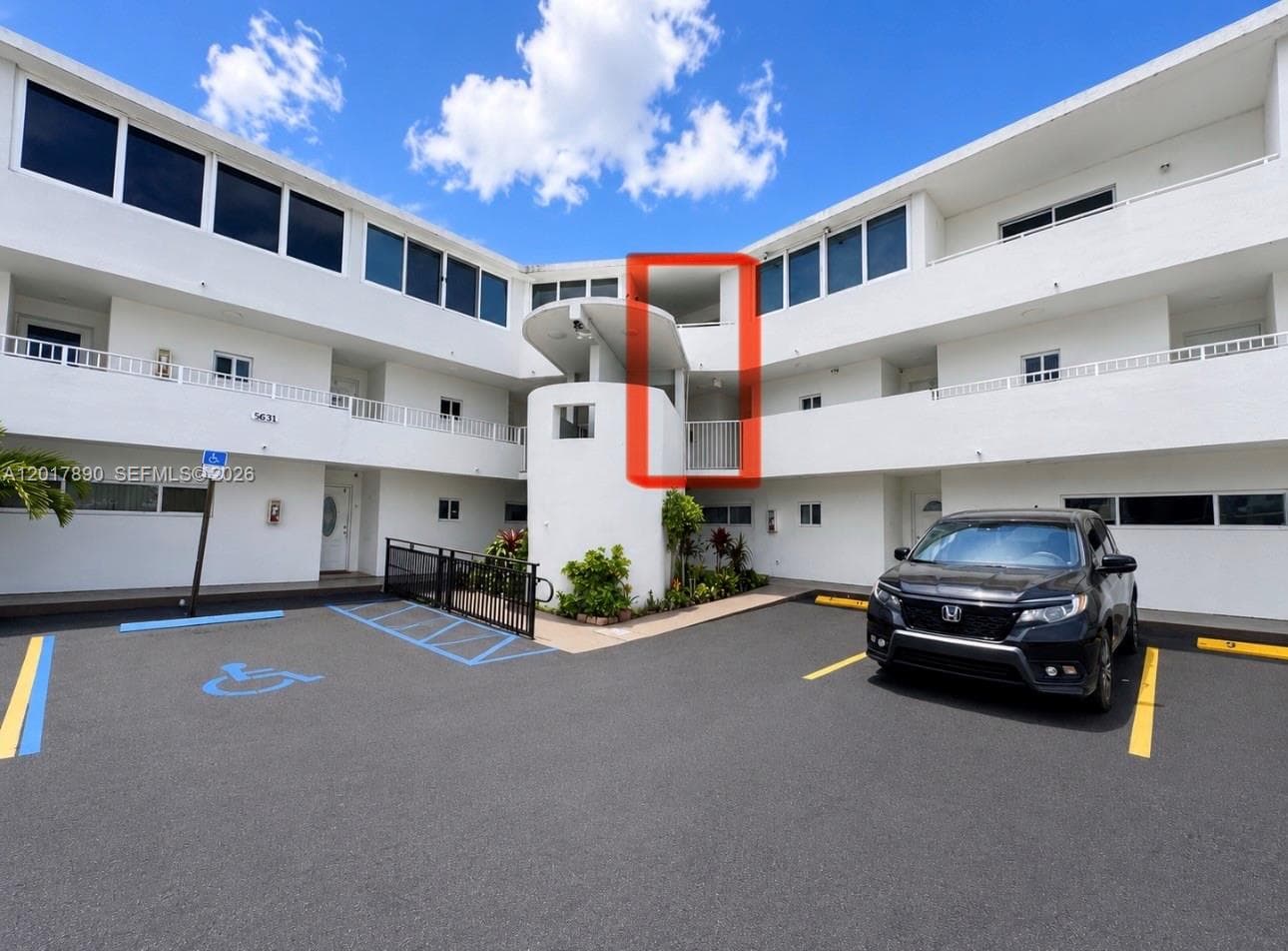 5611 W 25th Ct # 8A, Hialeah FL 33016 — 2