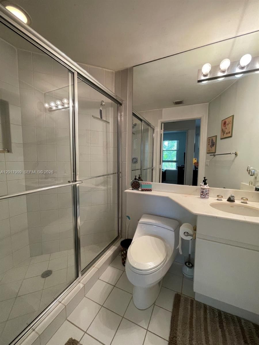 717 Crandon Blvd # 408, Key Biscayne FL 33149 — 9