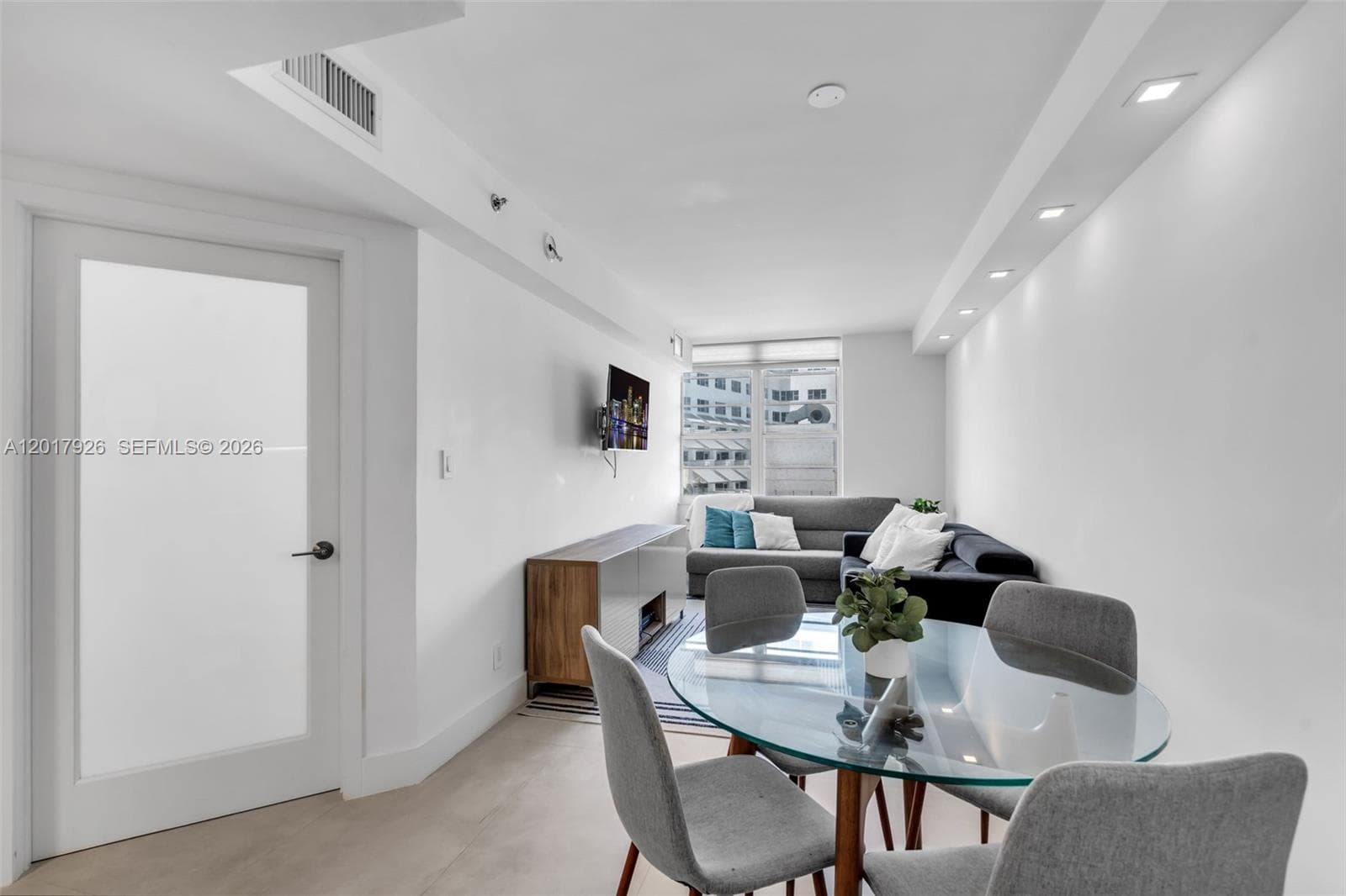 100 Lincoln Rd # 539, Miami Beach FL 33139 — 9