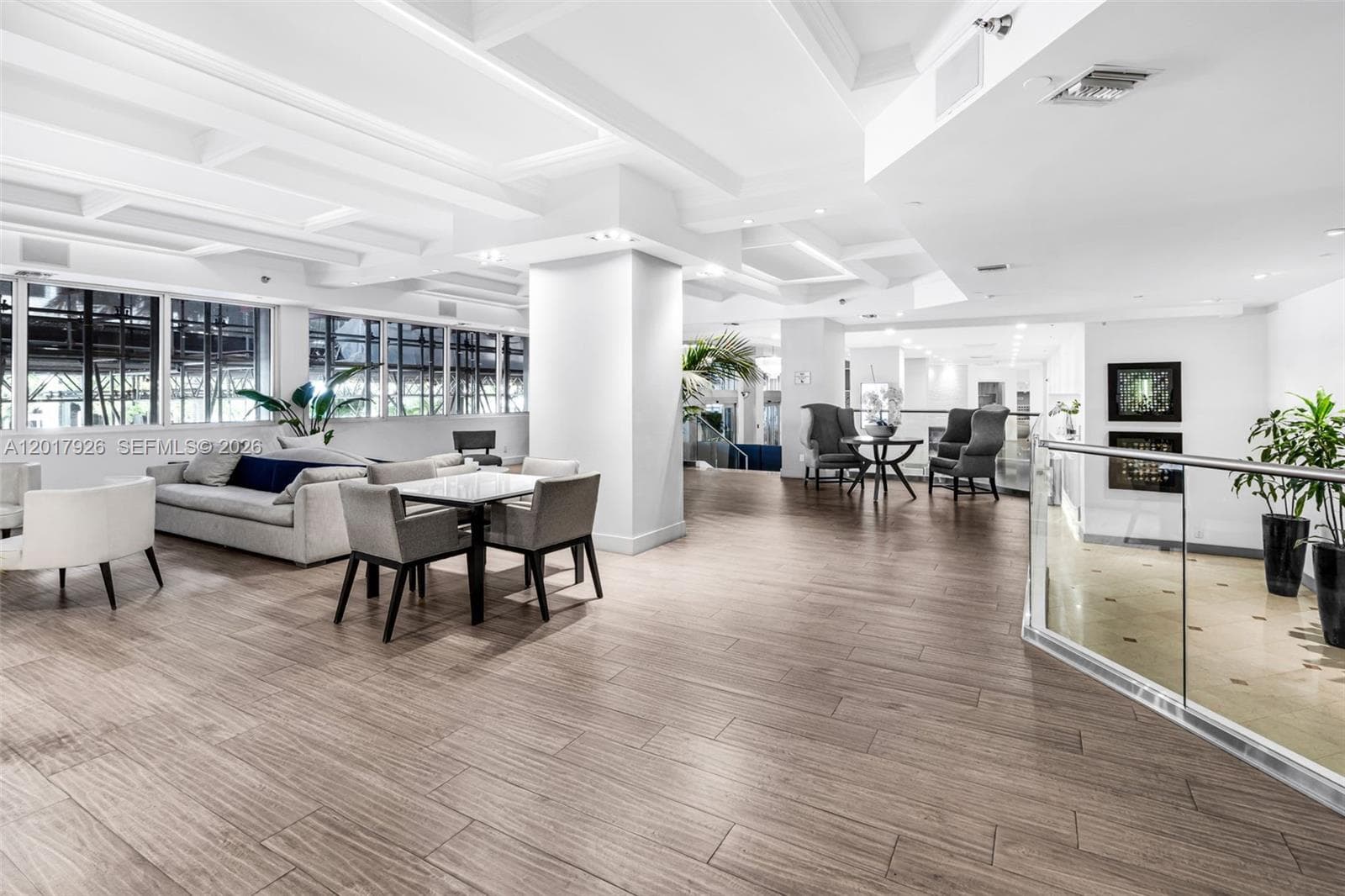 100 Lincoln Rd # 539, Miami Beach FL 33139 — 29