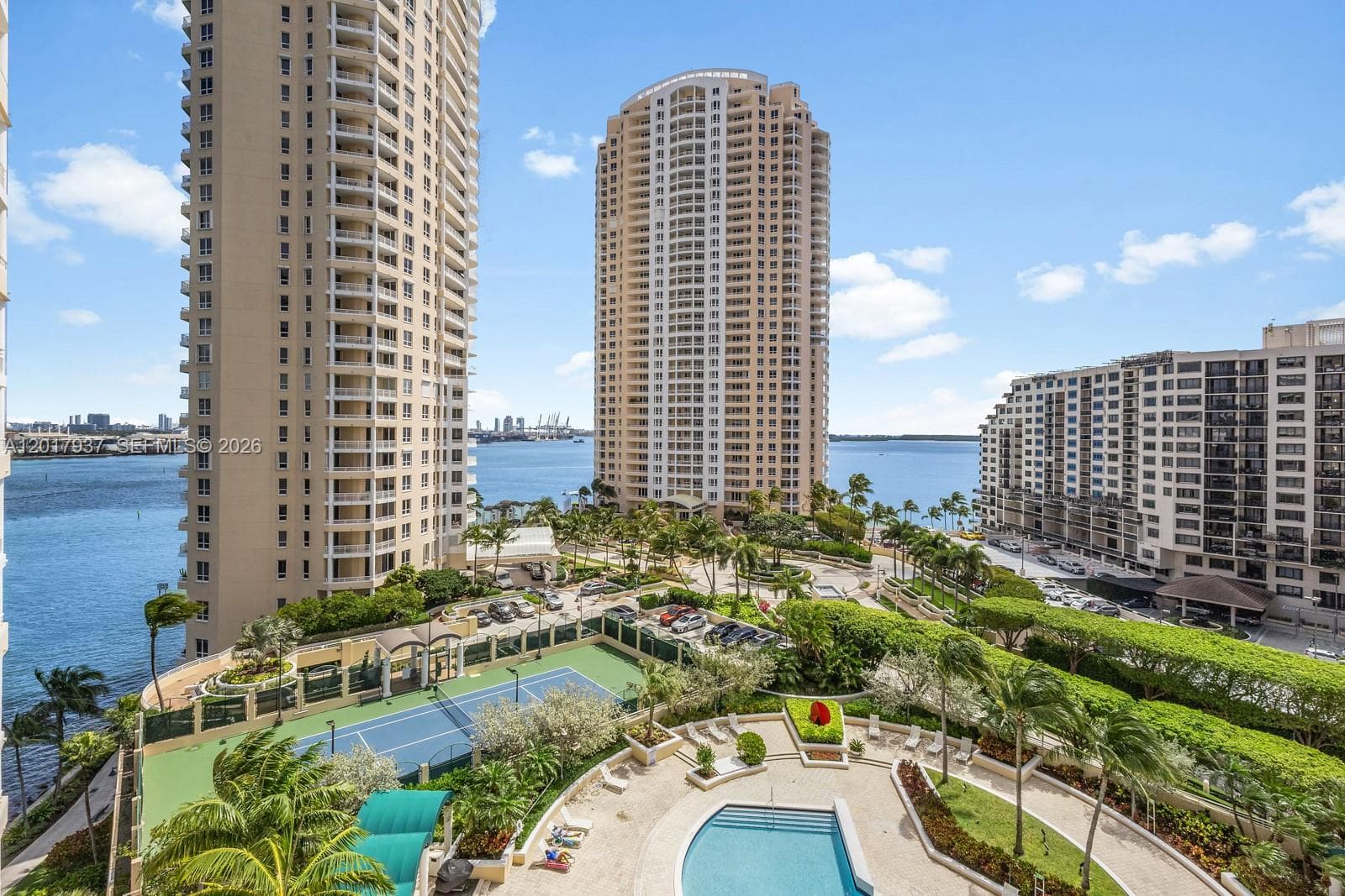 888 Brickell Key Dr # 1207, Miami FL 33131 — 1