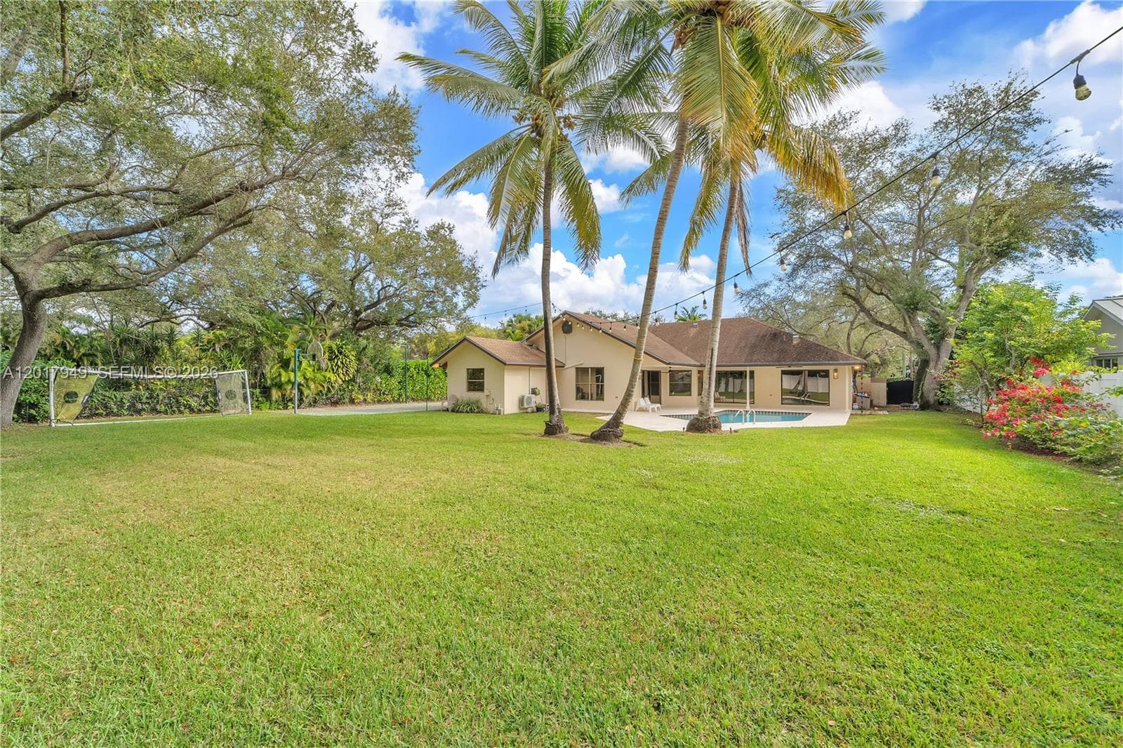 10330 SW 58th Ct, Pinecrest FL 33156 — 3
