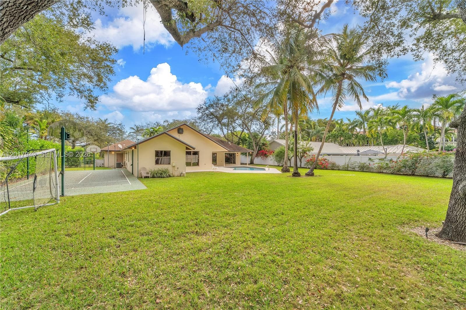 10330 SW 58th Ct, Pinecrest FL 33156 — 4