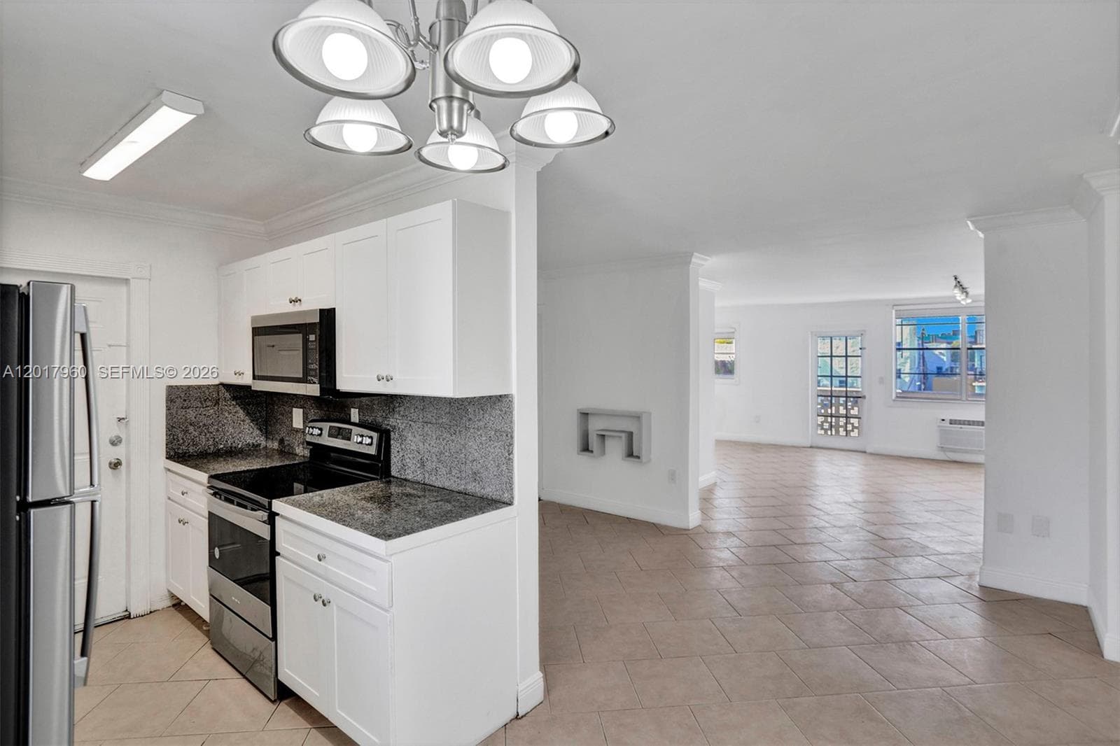 713 Collins Ave # 42, Miami Beach FL 33139 — 11