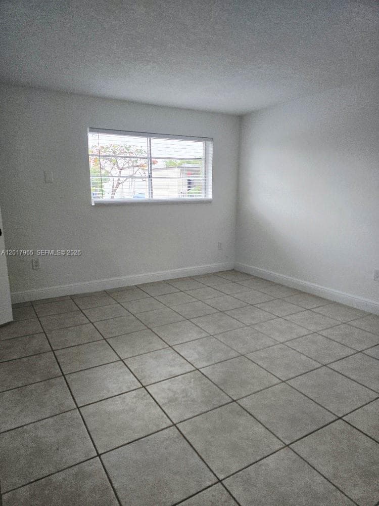 3901 SW 112th Ave # 38, Miami FL 33165 — 8