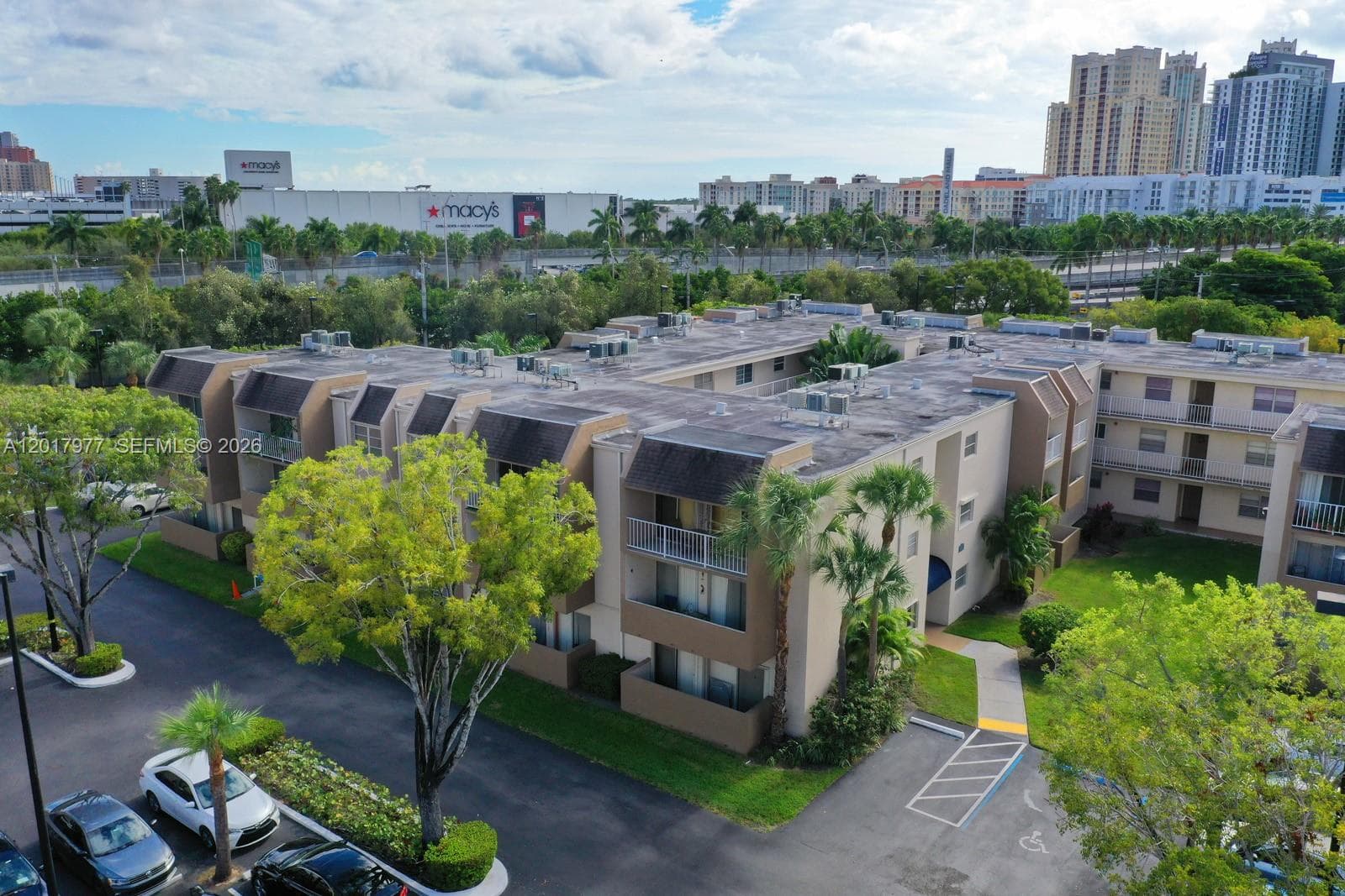 7705 SW 86th St # 212, Miami FL 33143 — 2