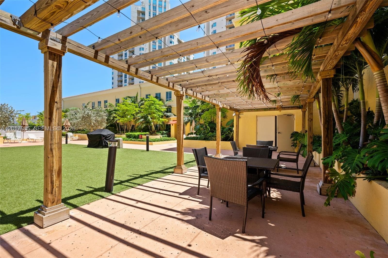 7350 SW 89th St # 314S, Miami FL 33156 — 26
