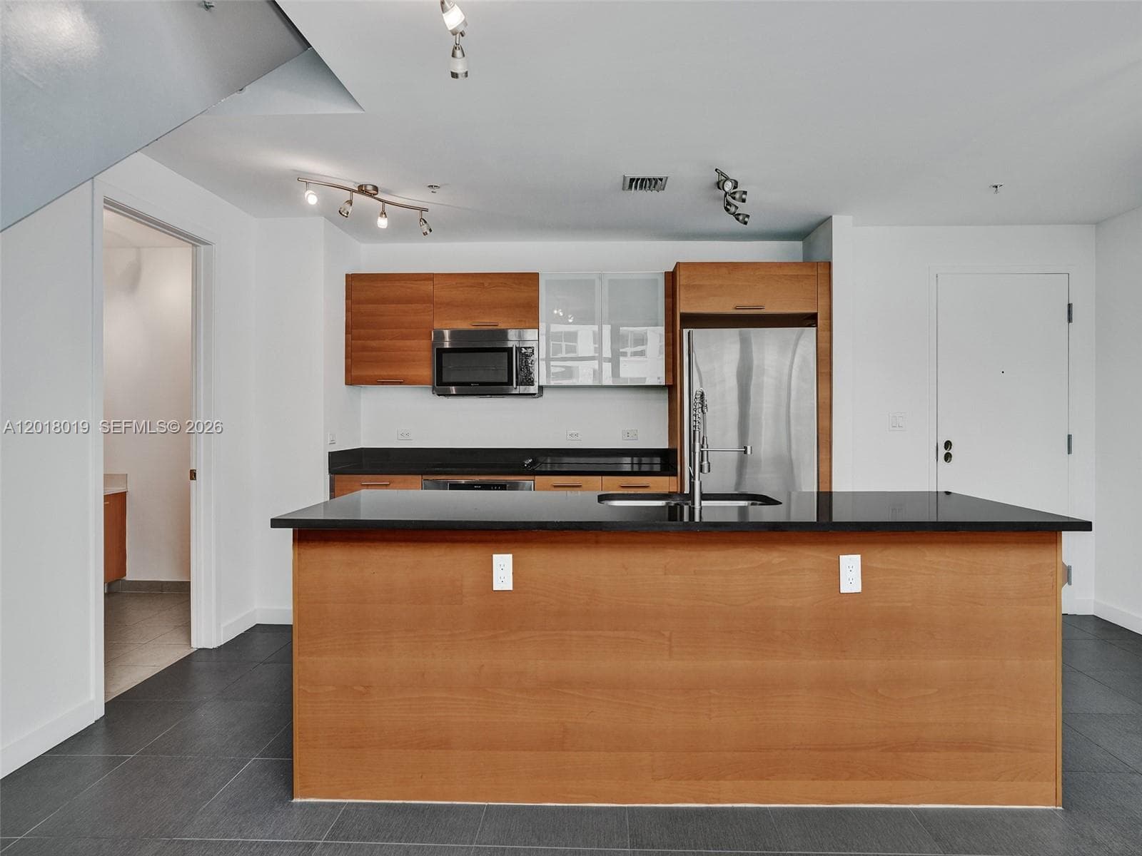 3301 NE 1st Ave # M0503, Miami FL 33137 — 15