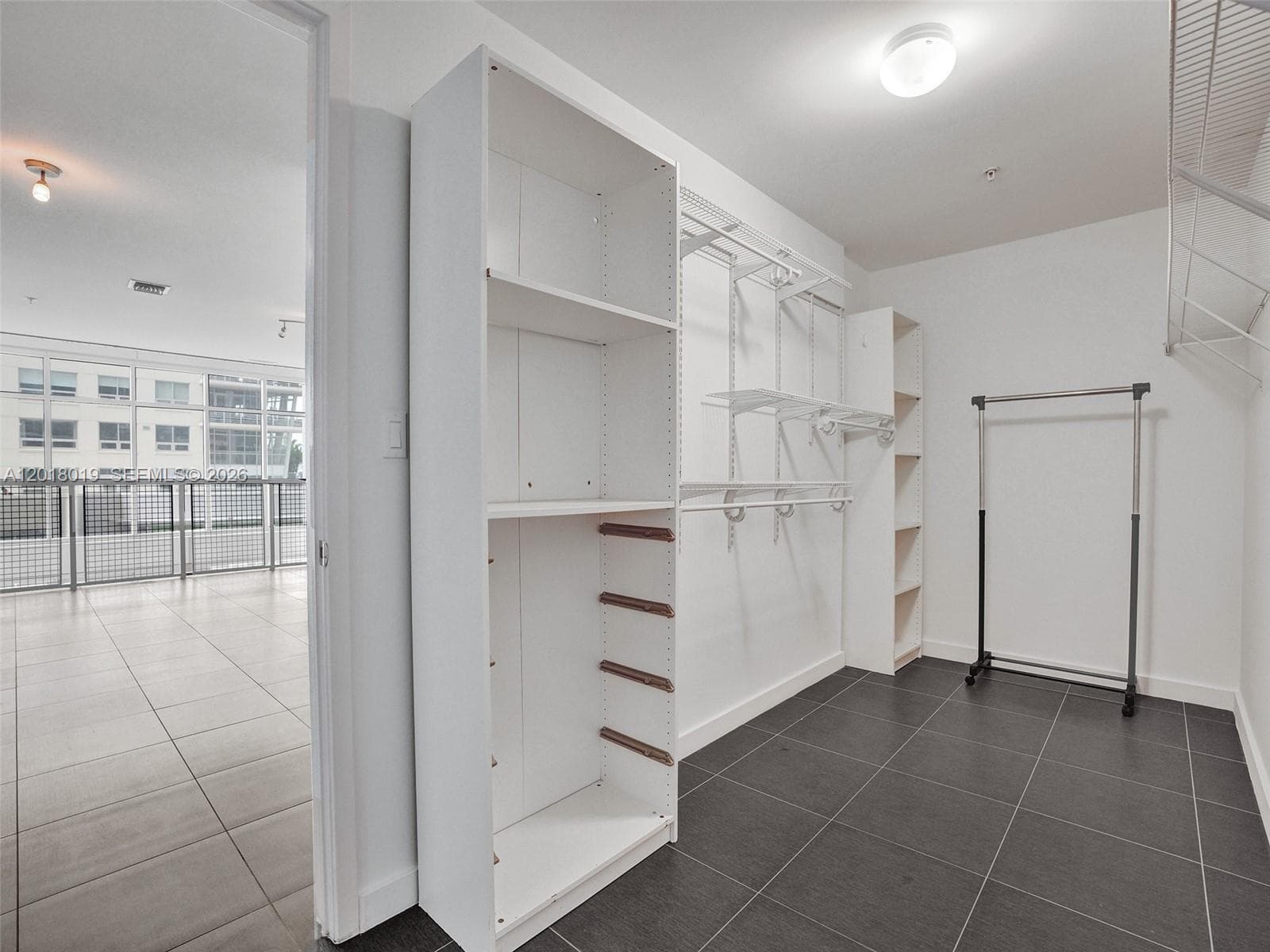 3301 NE 1st Ave # M0503, Miami FL 33137 — 25
