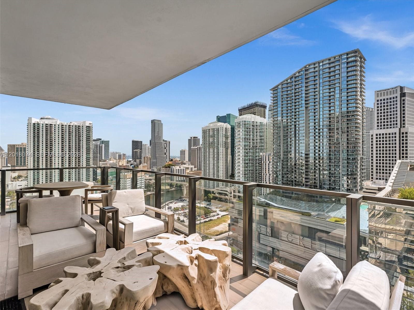 88 SW 7th St # 2011, Miami FL 33130 — 23