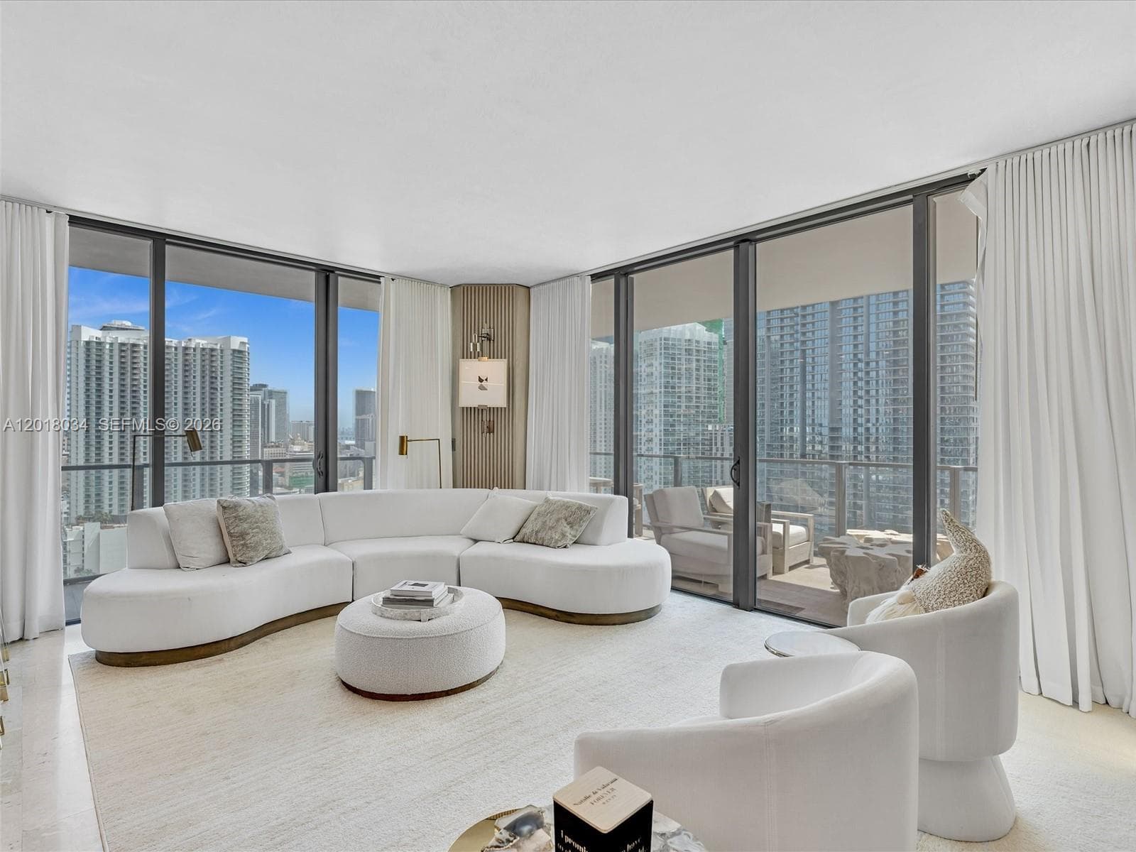 88 SW 7th St # 2011, Miami FL 33130 — 16