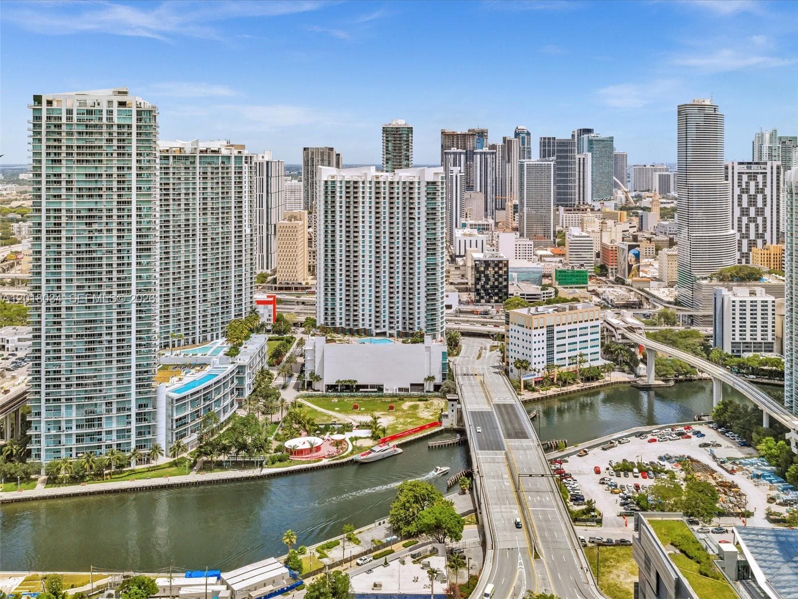 88 SW 7th St # 2011, Miami FL 33130 — 53
