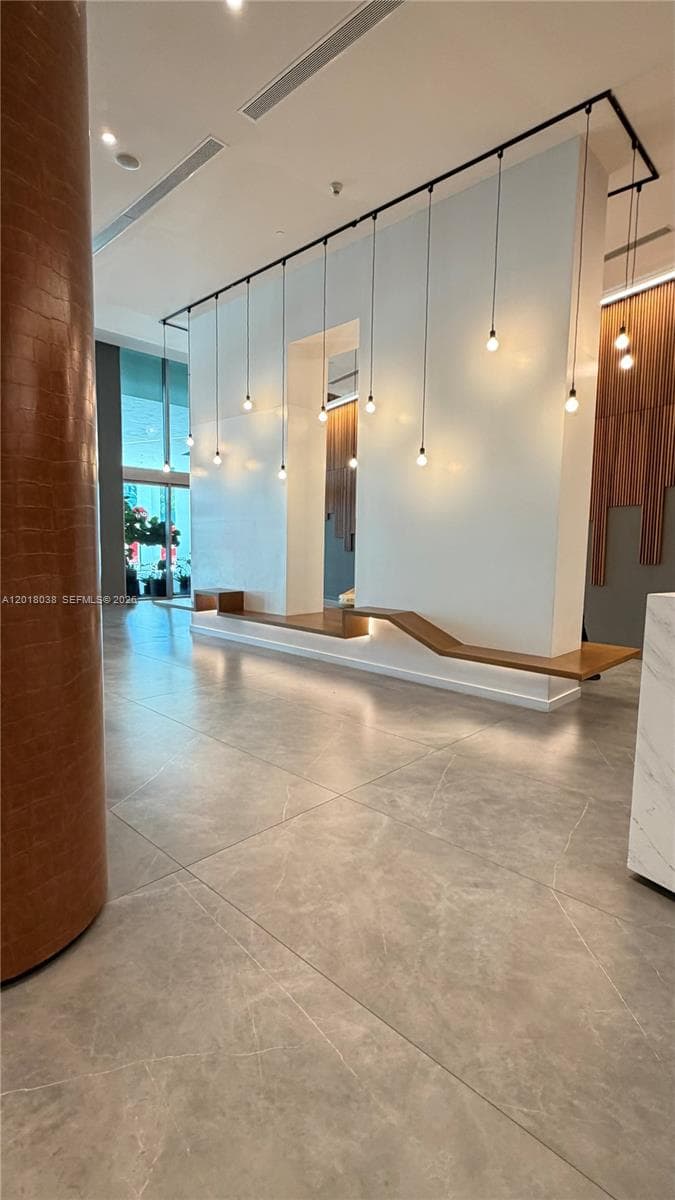 350 S Miami Ave # 3814, Miami FL 33130 — 4