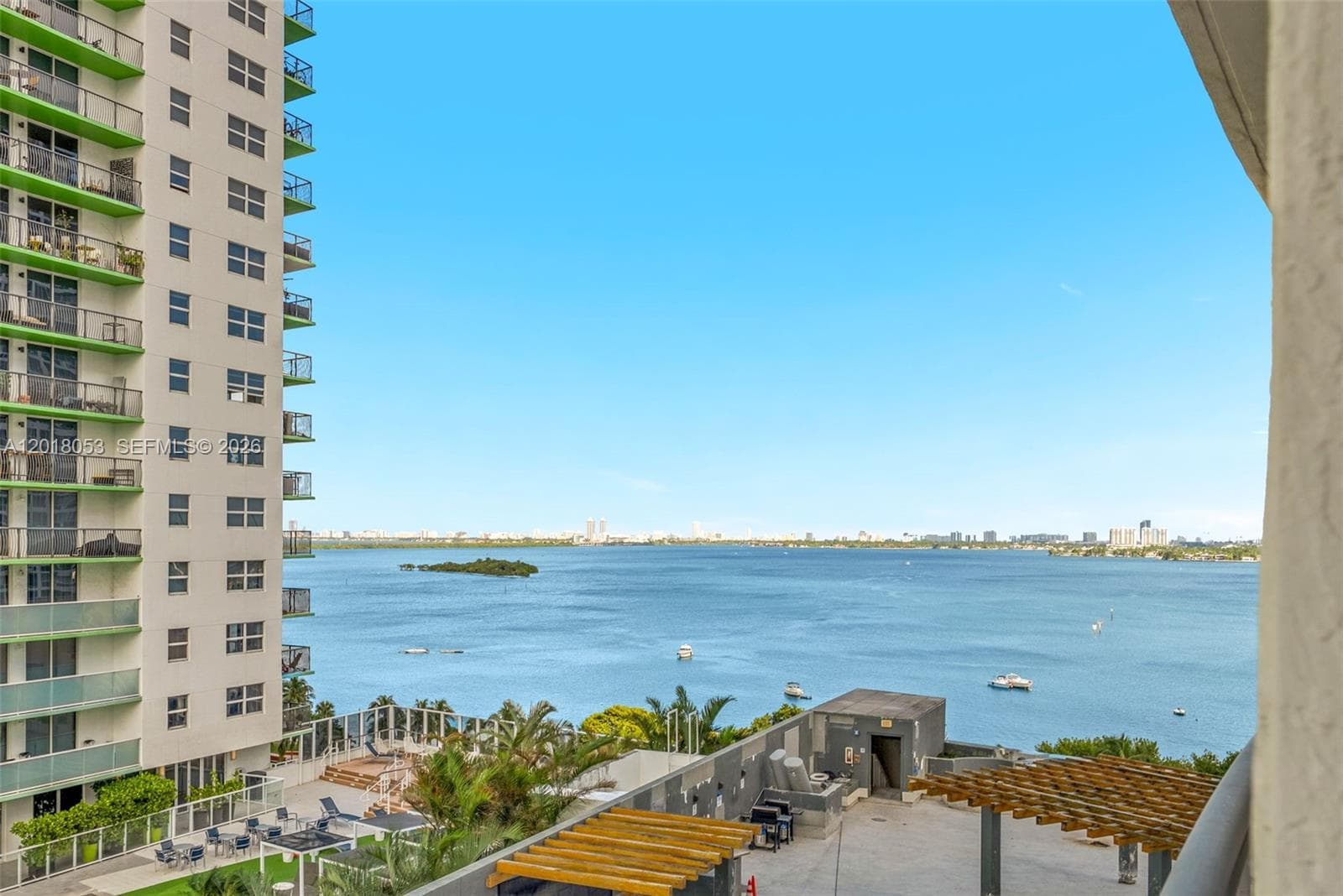 1750 N Bayshore Dr # 1407, Miami FL 33132 — 18