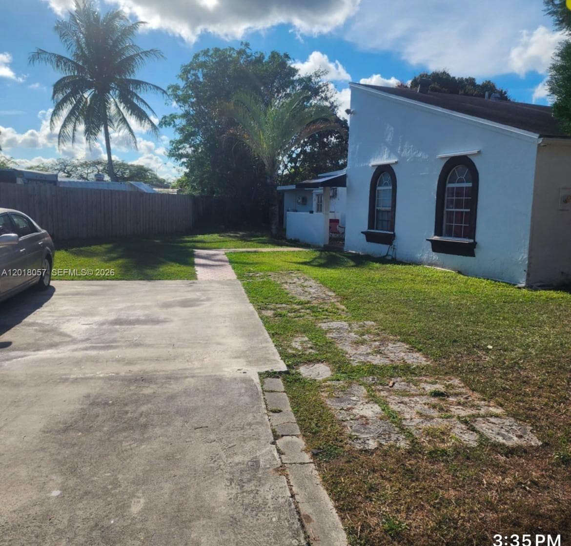 19422 SW 119th Ct, Miami FL 33177 — 6