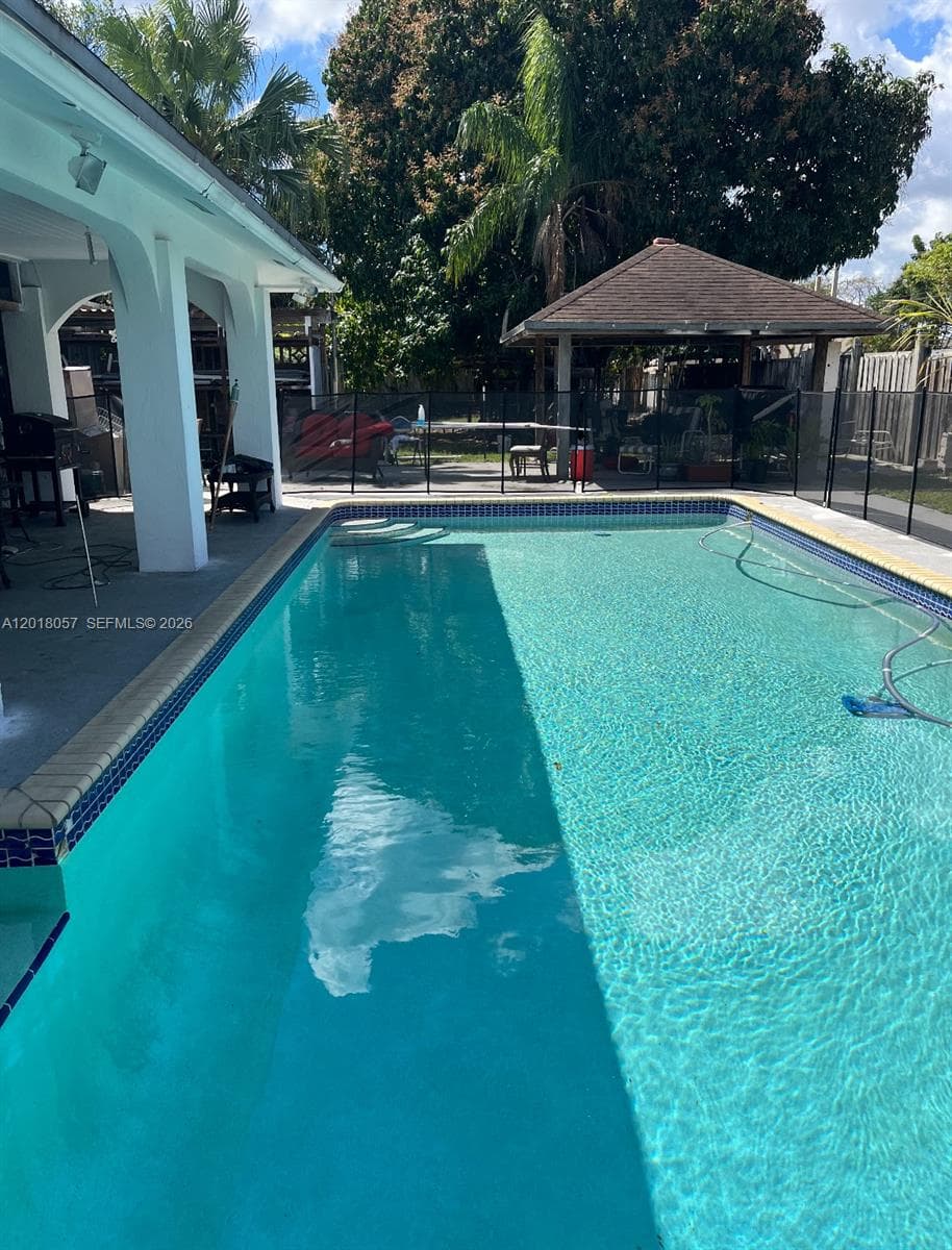 19422 SW 119th Ct, Miami FL 33177 — 26