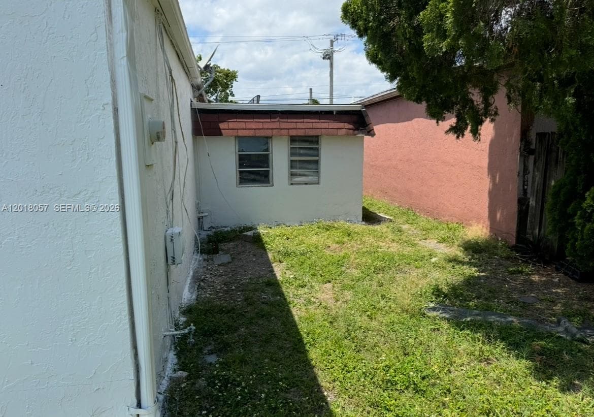 19422 SW 119th Ct, Miami FL 33177 — 7