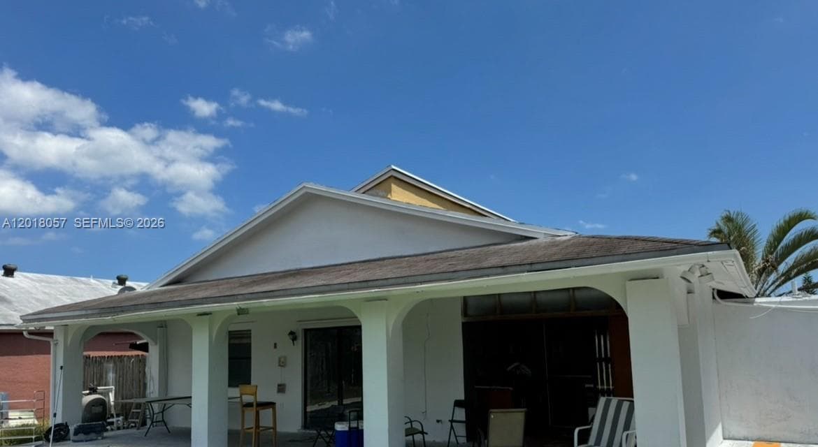 19422 SW 119th Ct, Miami FL 33177 — 10