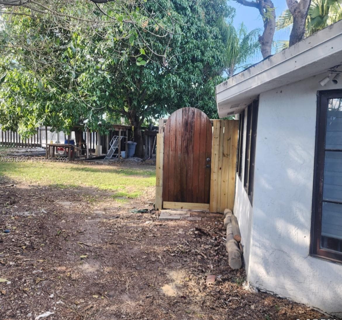 19422 SW 119th Ct, Miami FL 33177 — 8