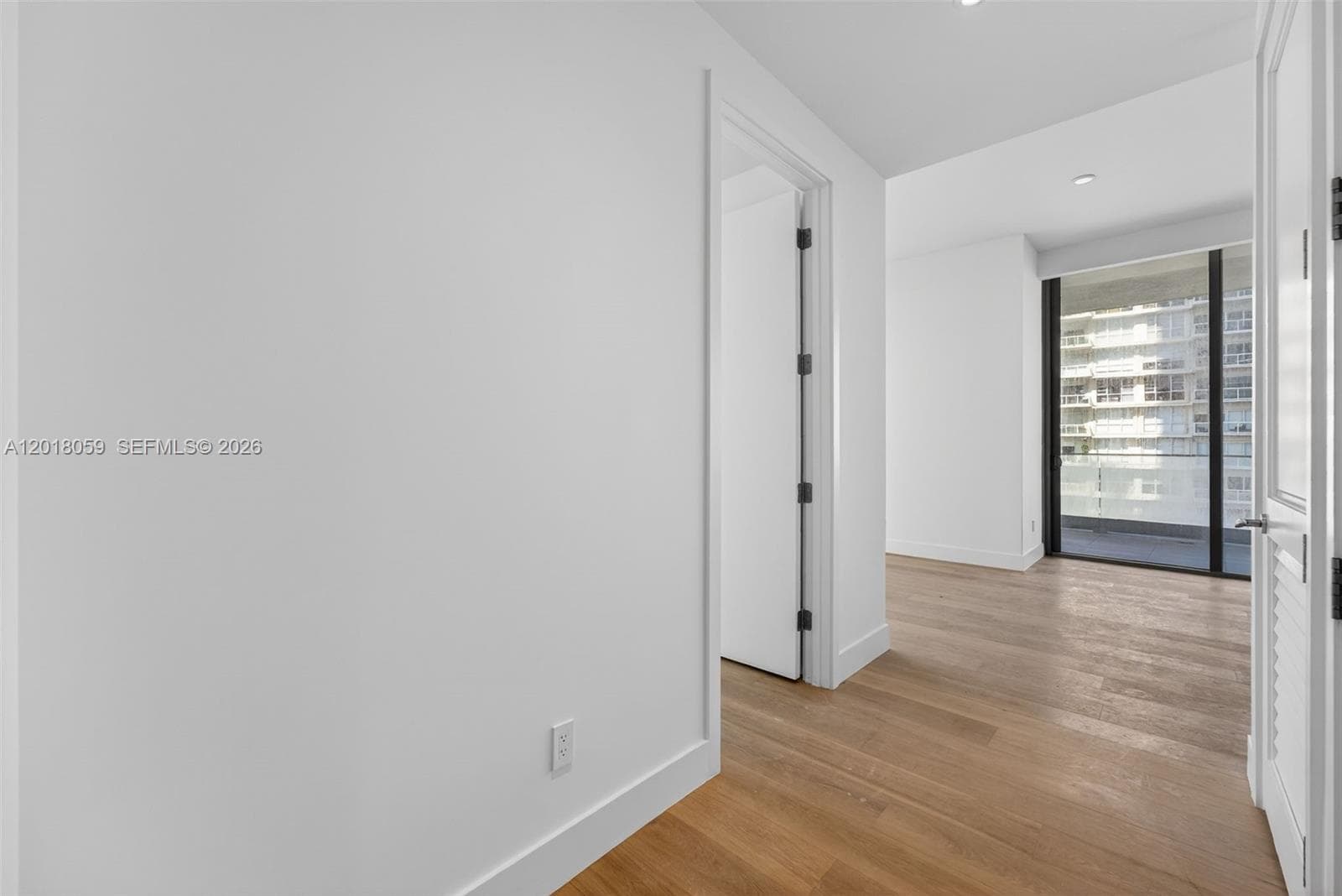 175 SE 25th Rd # 1004, Miami FL 33129 — 24