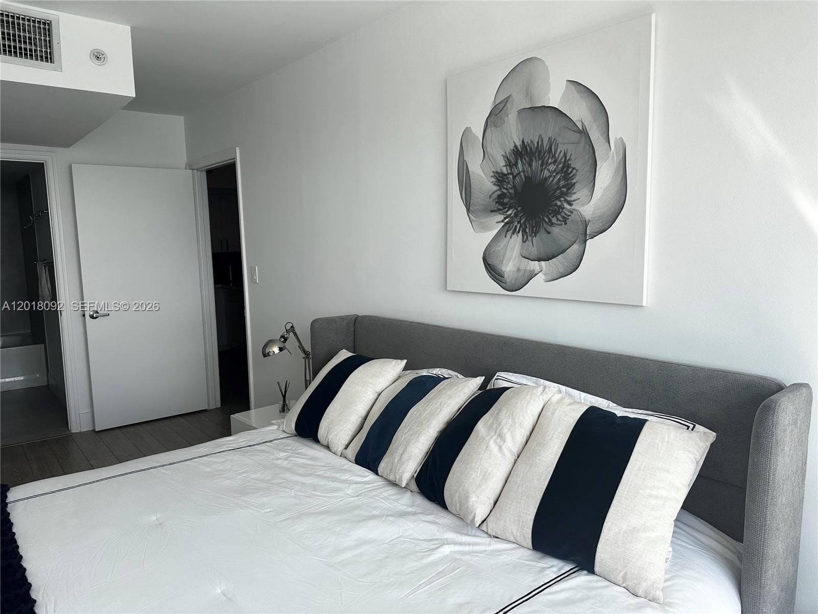 90 Alton Rd # 1804, Miami Beach FL 33139 — 22