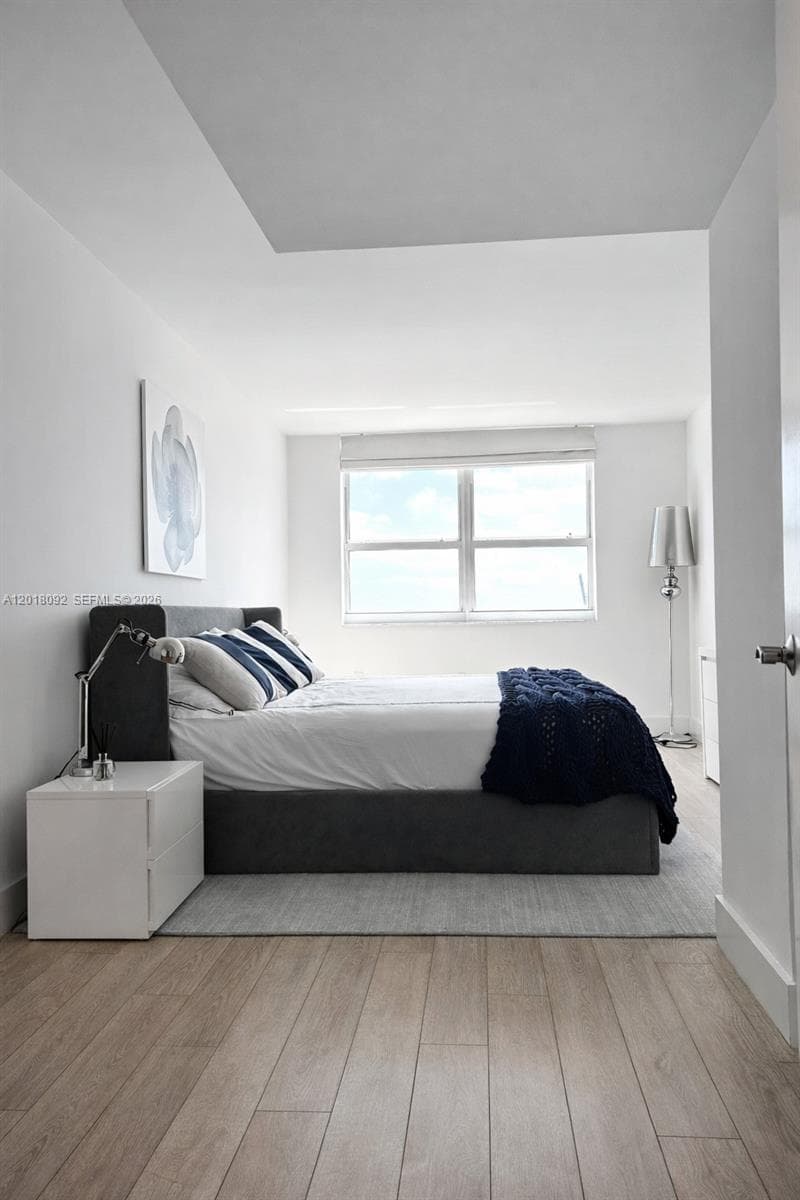 90 Alton Rd # 1804, Miami Beach FL 33139 — 24