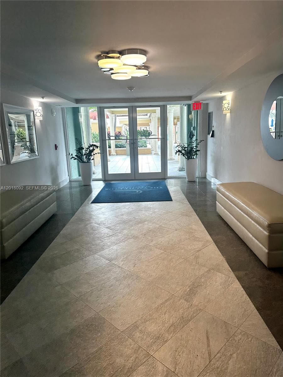 90 Alton Rd # 1804, Miami Beach FL 33139 — 37