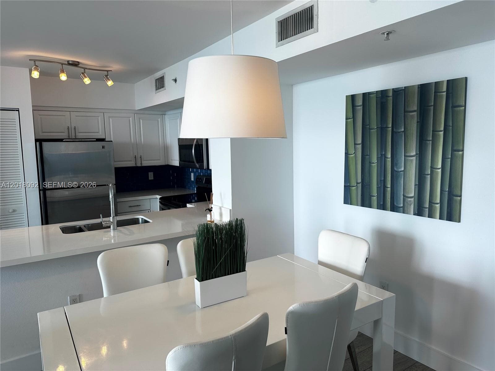 90 Alton Rd # 1804, Miami Beach FL 33139 — 19