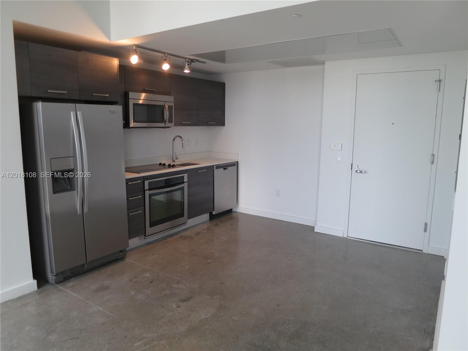 151 SE 1 St # 3204, Miami FL 33131 — 4