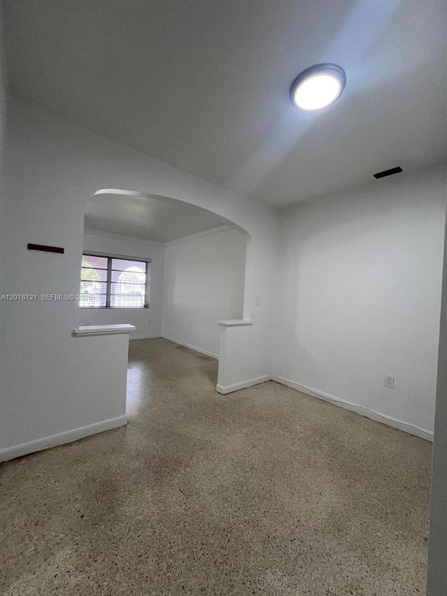 Twelfth St Manors, Miami, FL — 16