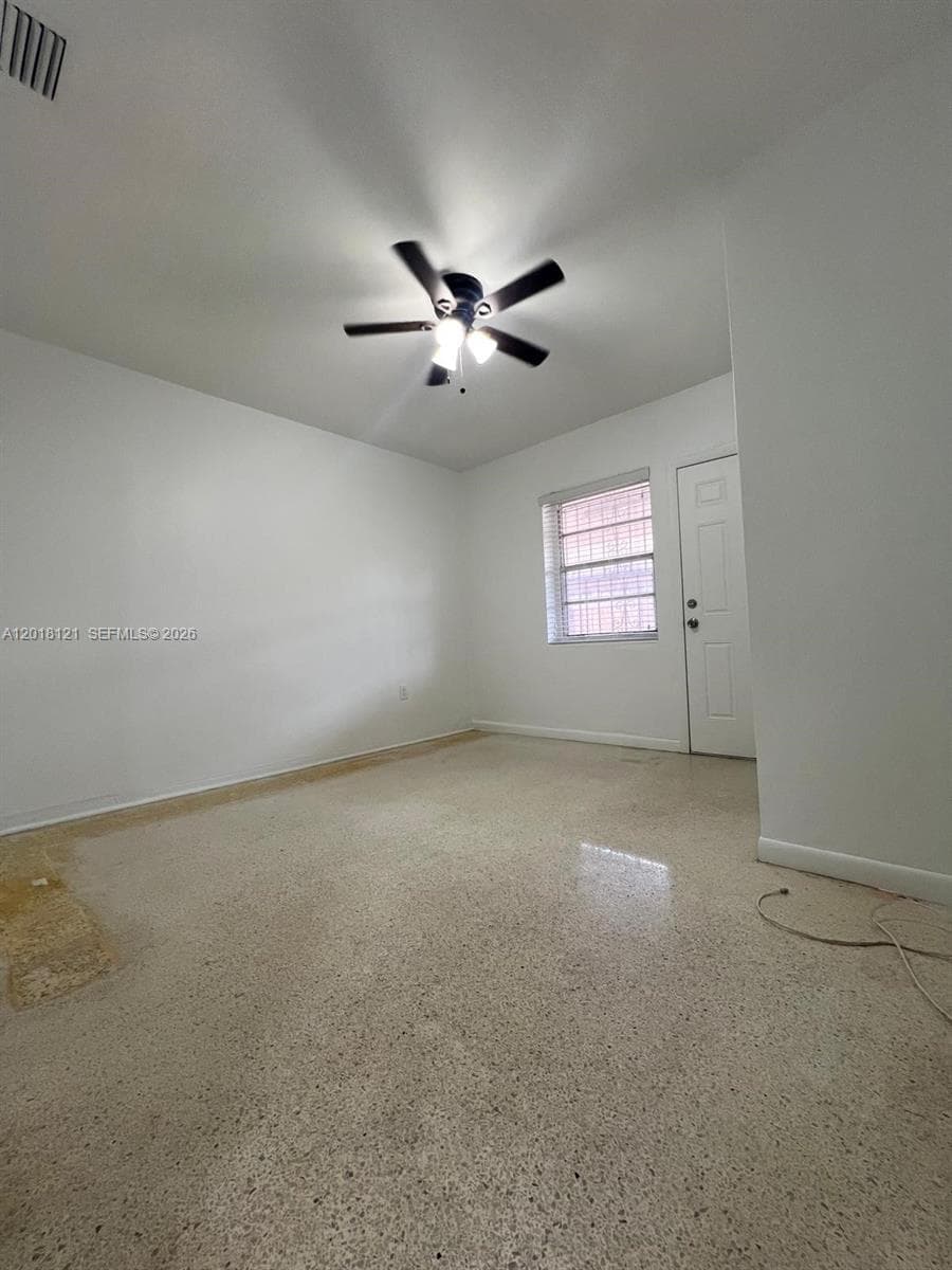 Twelfth St Manors, Miami, FL — 12