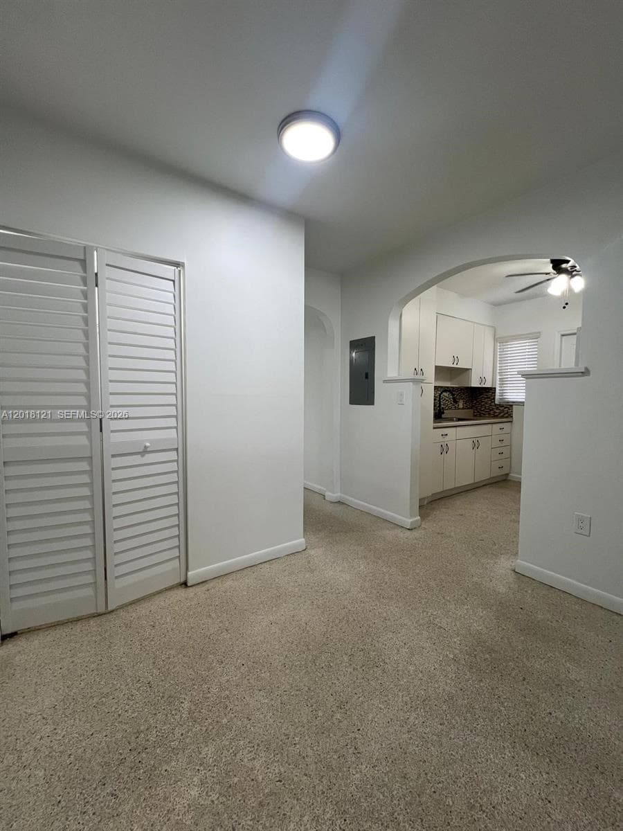 Twelfth St Manors, Miami, FL — 10