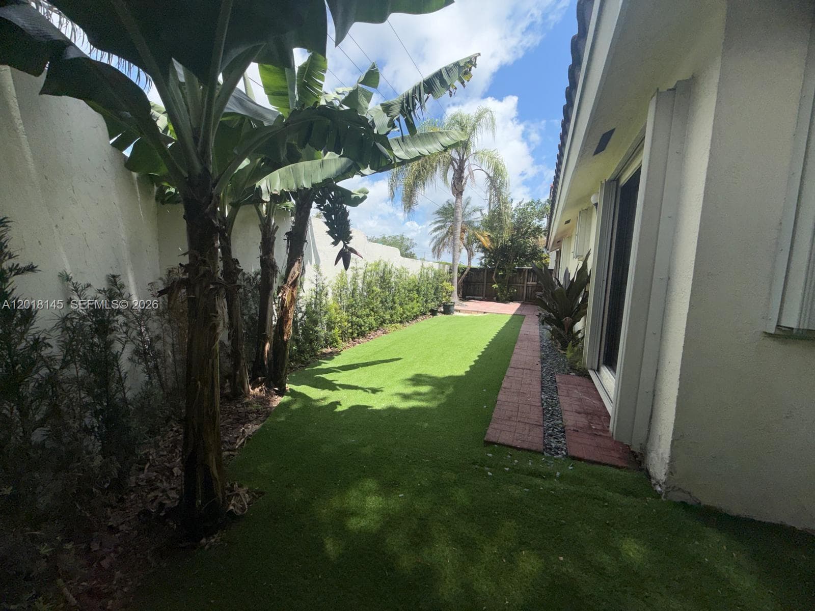 1004 San Remo Cir, Homestead FL 33035 — 23