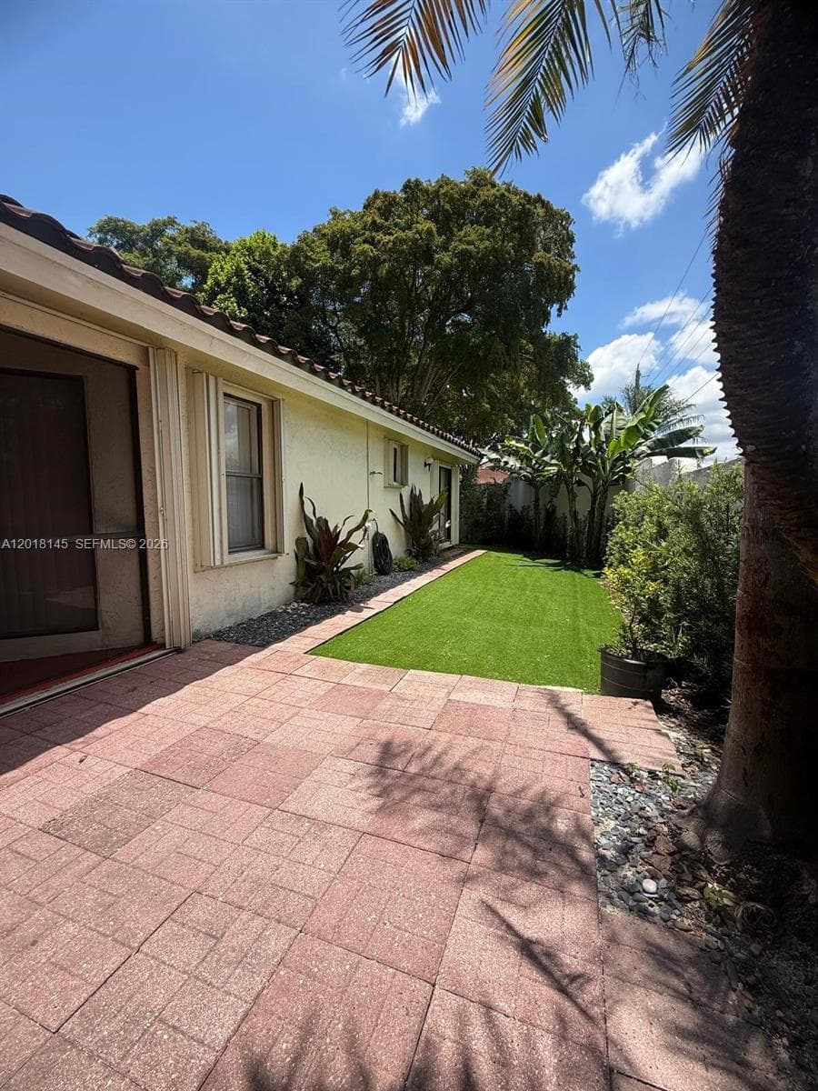 1004 San Remo Cir, Homestead FL 33035 — 27