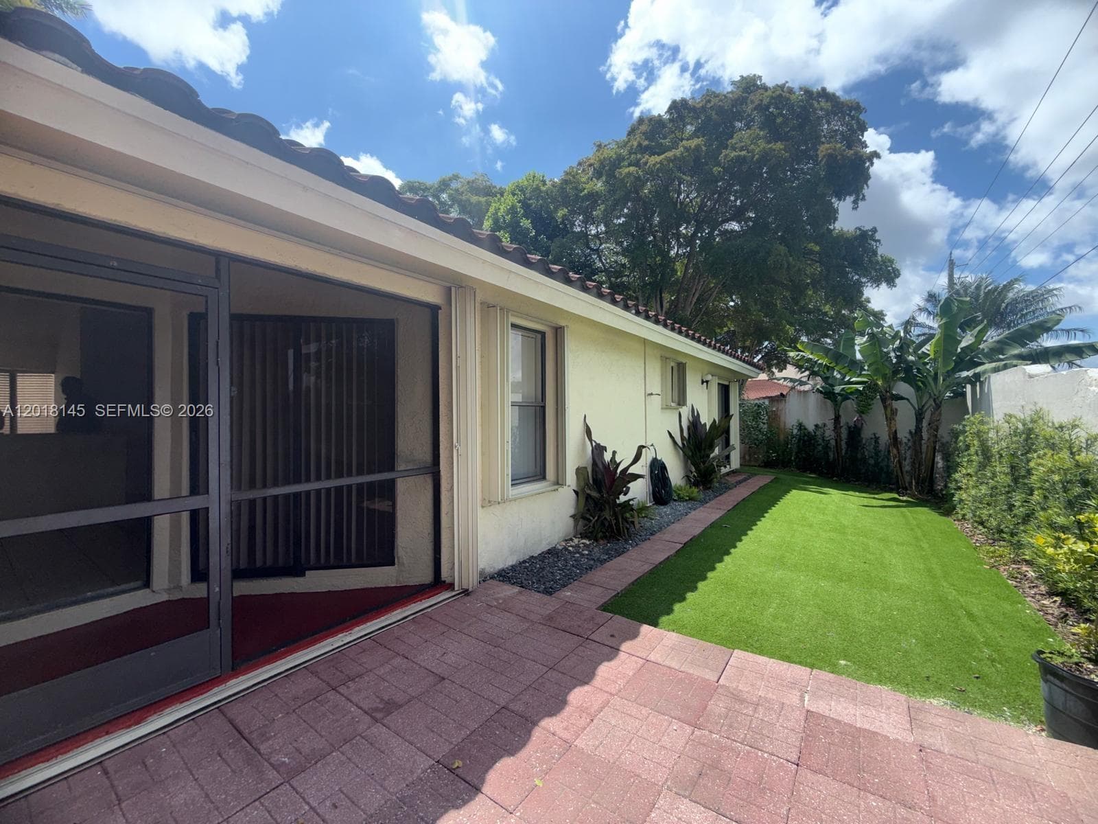 1004 San Remo Cir, Homestead FL 33035 — 25
